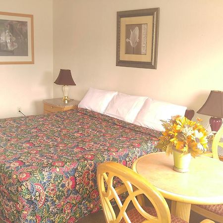 Parkway Inn Fresno Dış mekan fotoğraf