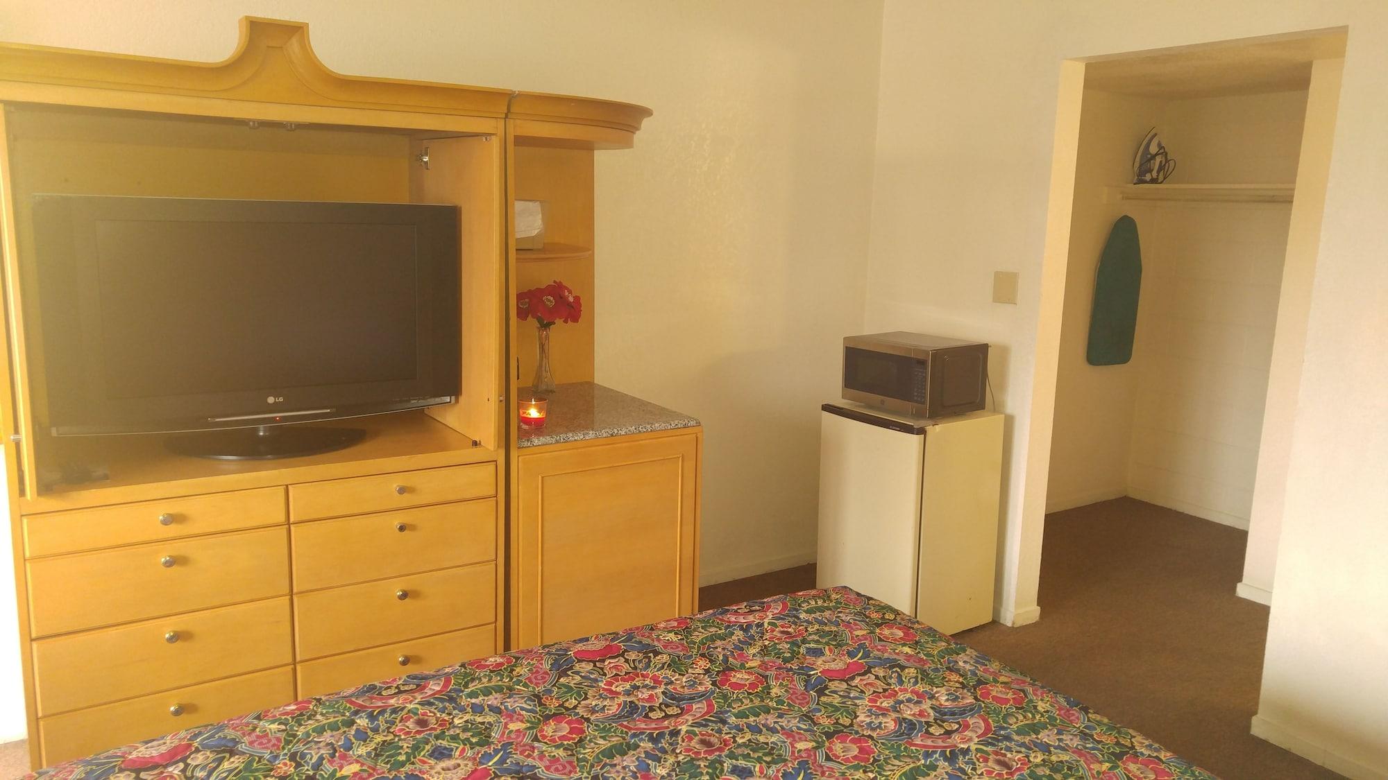 Parkway Inn Fresno Dış mekan fotoğraf