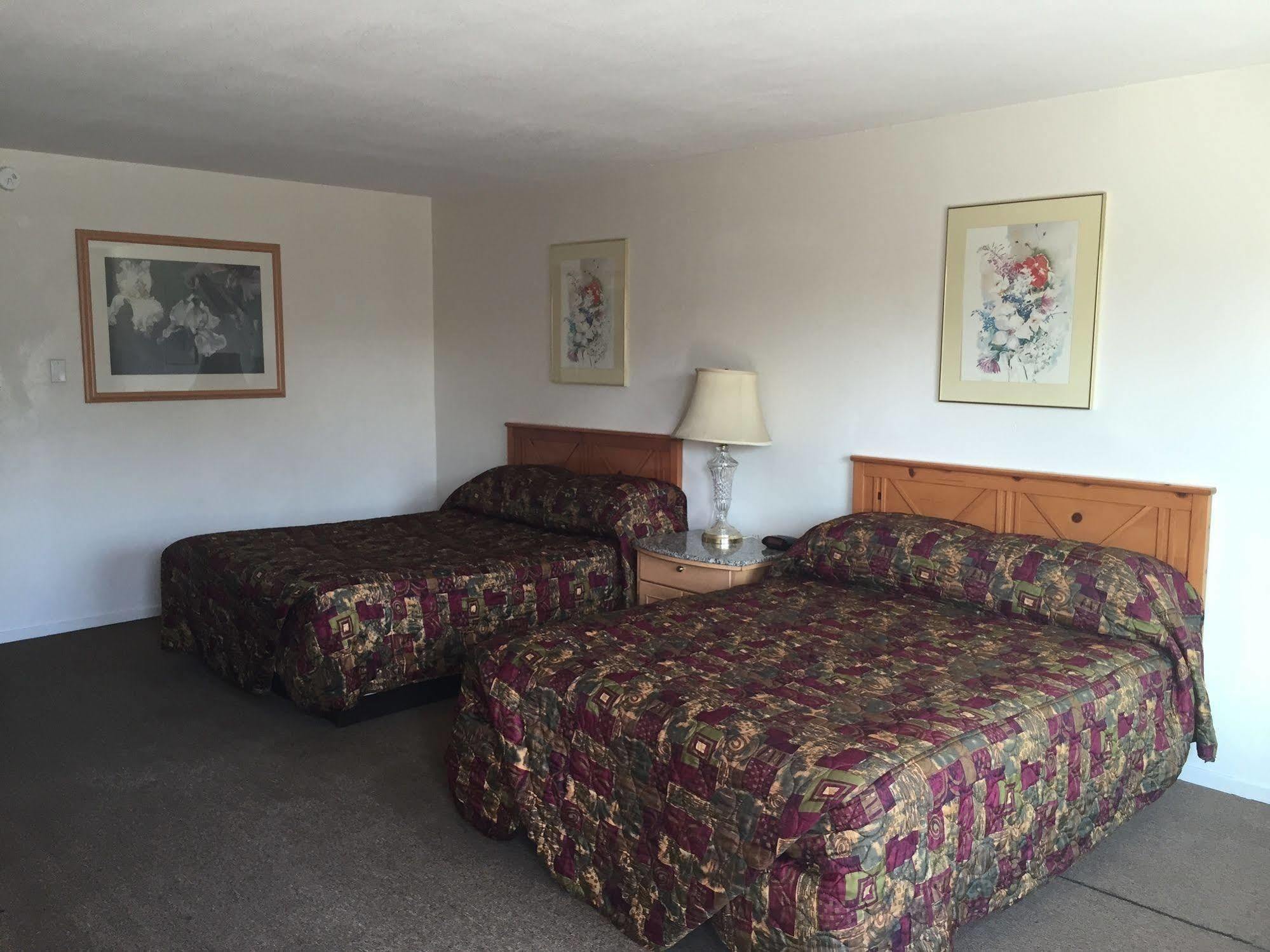 Parkway Inn Fresno Dış mekan fotoğraf